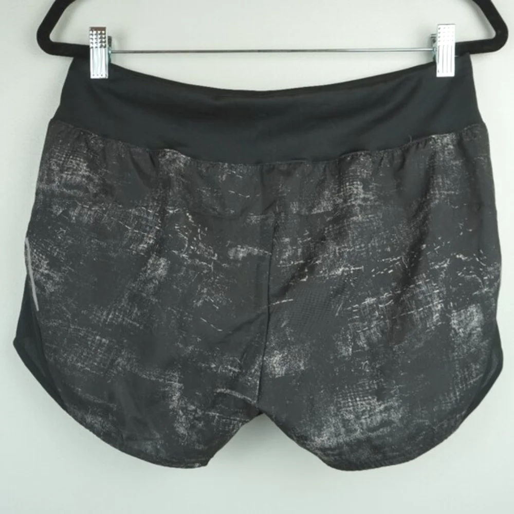 Adidas M4 Aeroready Running Black and Silver‎ Shorts Size Medium